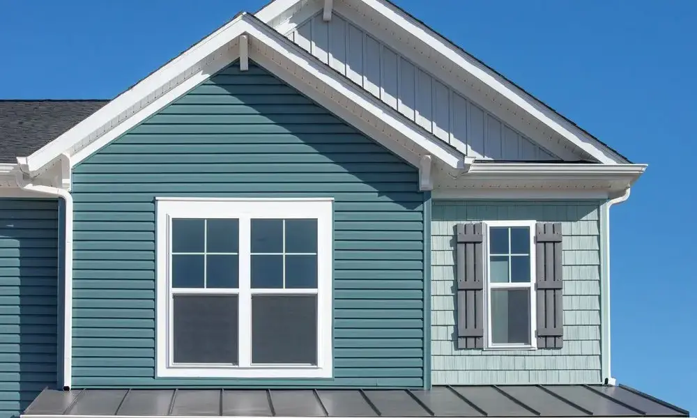 Roof repair and inspection services in Hampden